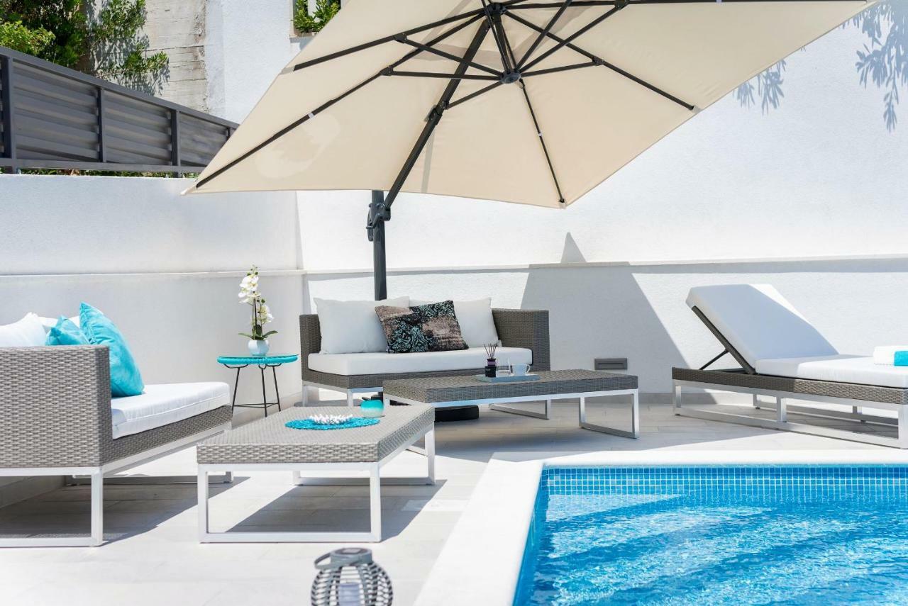 Villa Miholina - With Heated Swimming Pool Trogir Extérieur photo